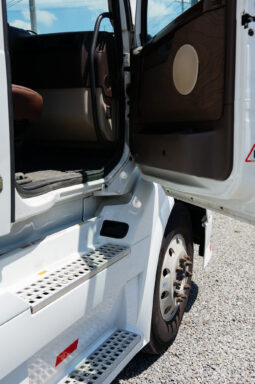 Volvo VNL 2014 Camion El Salvador full