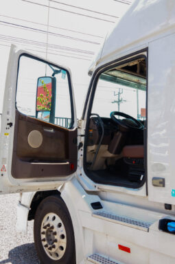 Volvo VNL 2014 Camion El Salvador full