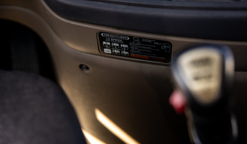 Freightliner Cascadia 2013 full