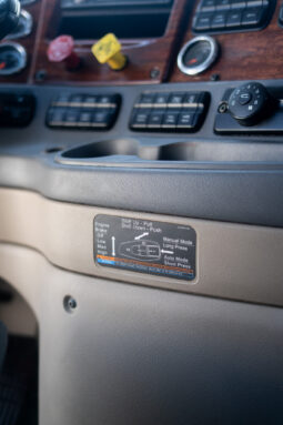 Freightliner Cascadia Negro 2016 – El Salvador Camiones full