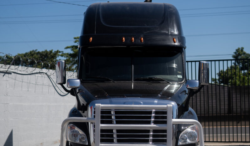 Freightliner Cascadia Negro 2016 – El Salvador Camiones full
