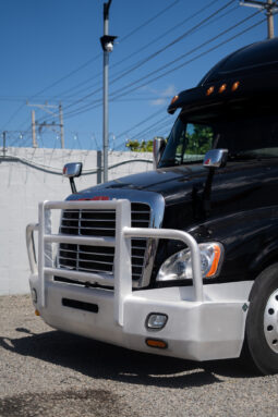 Freightliner Cascadia Negro 2016 – El Salvador Camiones full