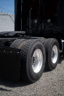 Freightliner Cascadia Negro 2016 – El Salvador Camiones full