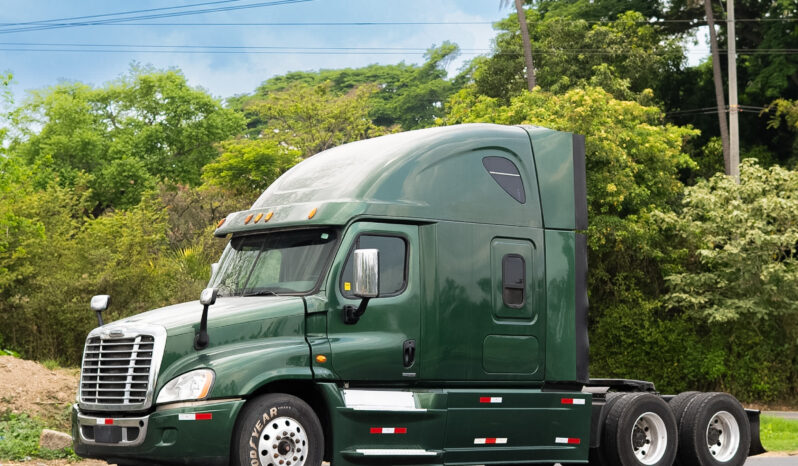 CASCADIA VERDE 2015 full