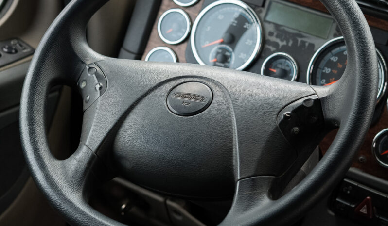 CASCADIA VERDE 2015 full