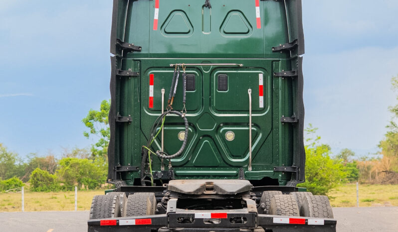 CASCADIA VERDE 2015 full