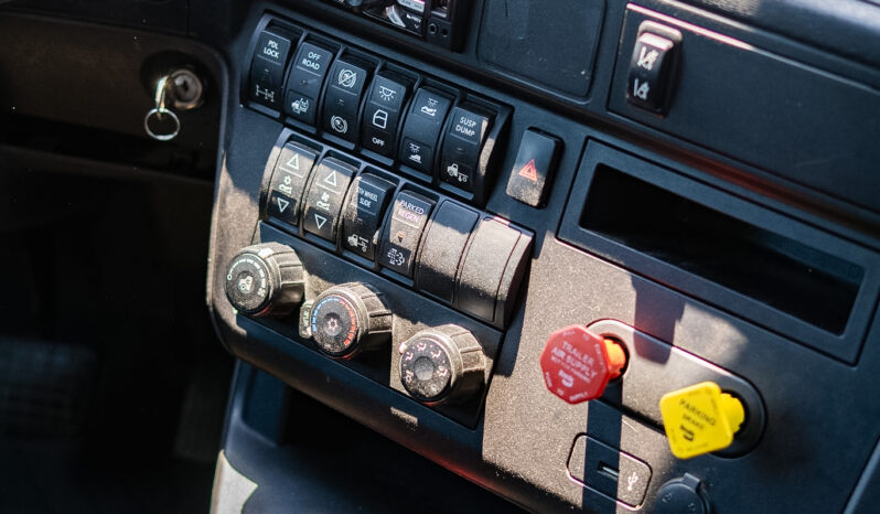 International LT625 2019 El Salvador 2 full