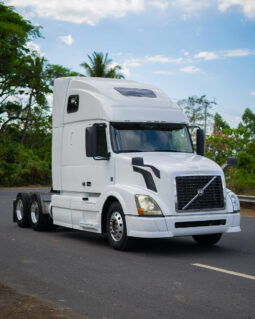 VOLVO VNL 2015