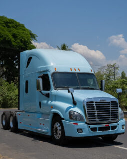 Freightliner Cascadia Blanco 2016 – El Salvador Camiones