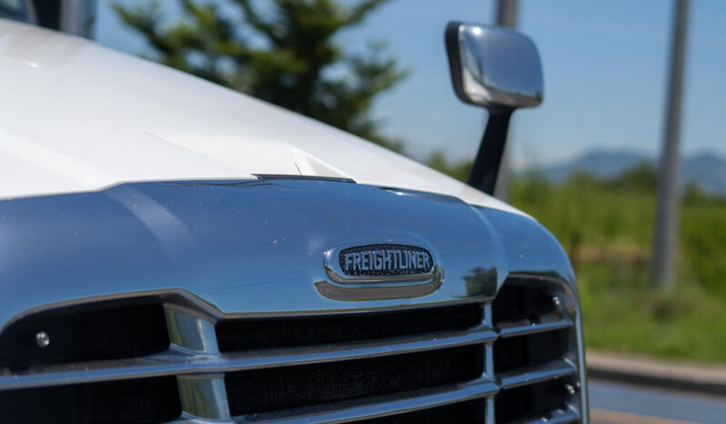 Freightliner Cascadia Blanco 2017 – El Salvador Camiones full